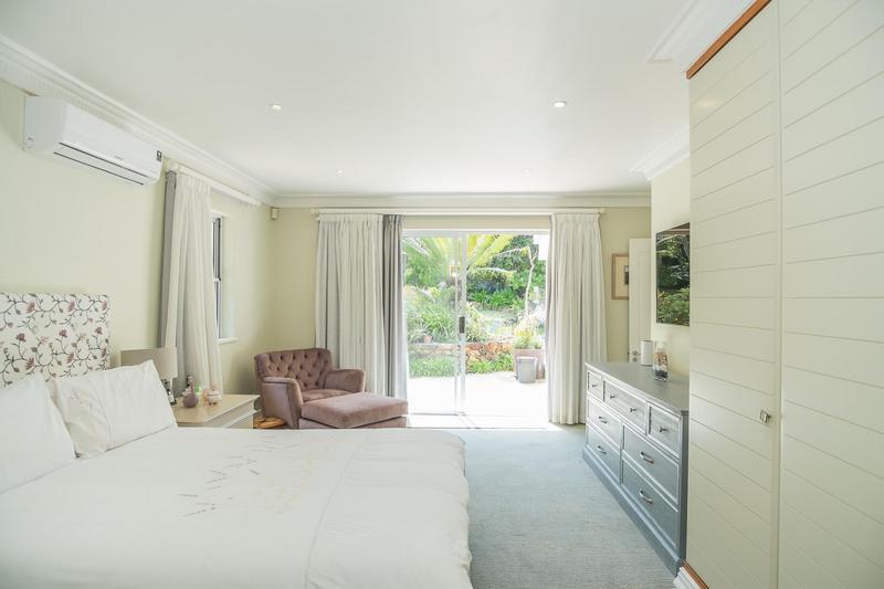 4 Bedroom Property for Sale in Ruyteplaats Western Cape